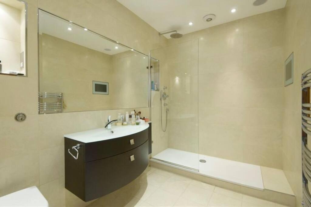 Designer 2 Bedroom Pimlico Londres Exterior foto